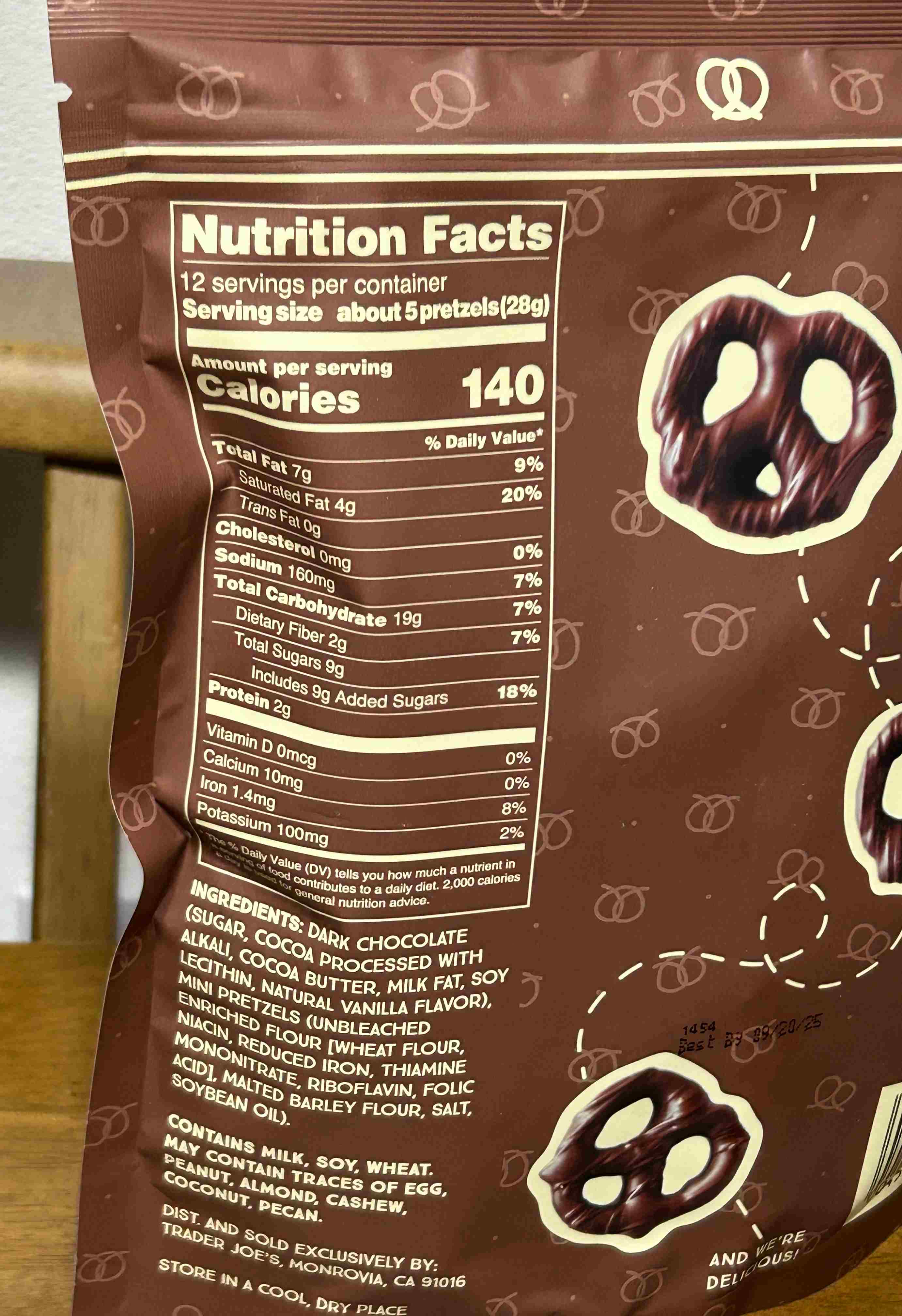 트레이더조 다크초코프레첼 칼로리, 당류