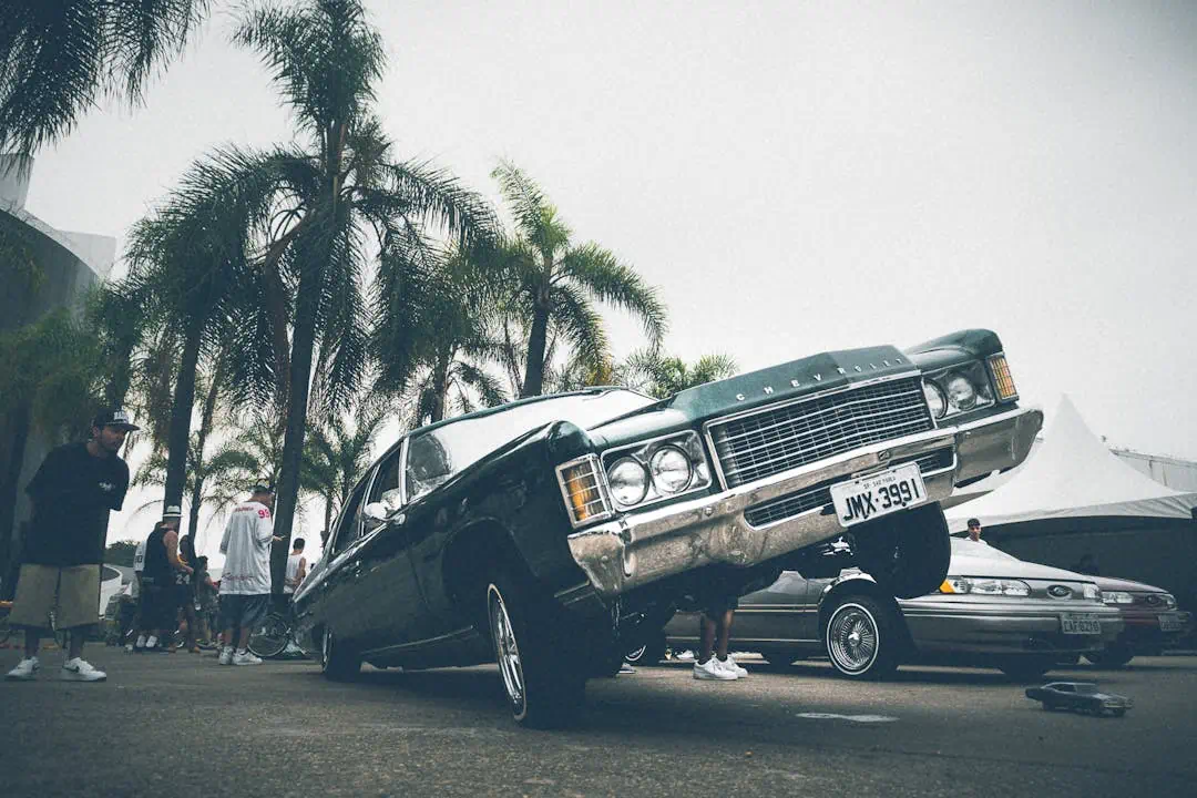 사고나기 전에 미리 예약이 필요한 자동차들 모습3