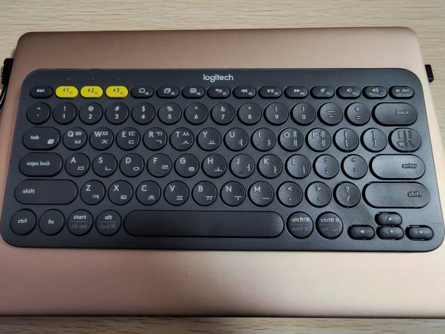로지텍 블루투스 키보드 K380