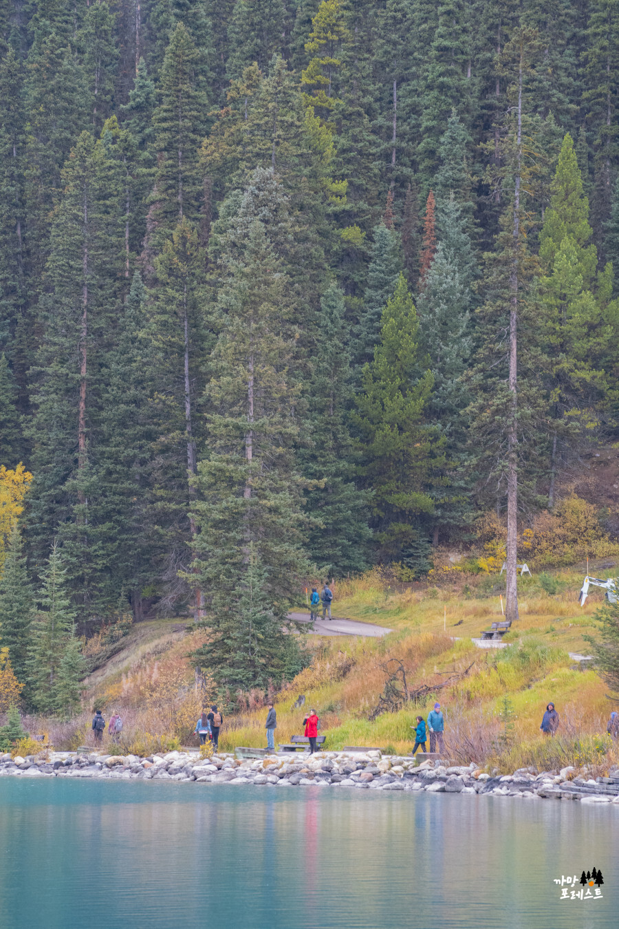 캐나다 레이크 루이스 산책
