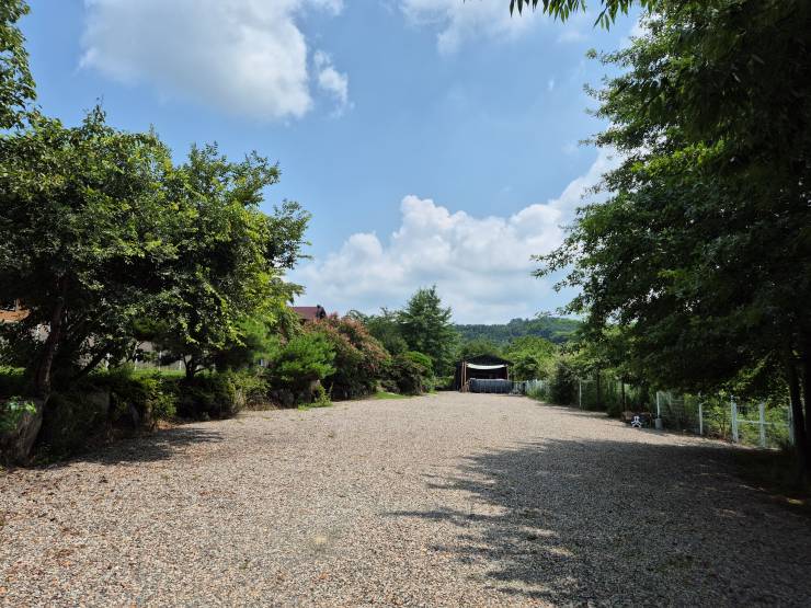 산청바이브-주차장