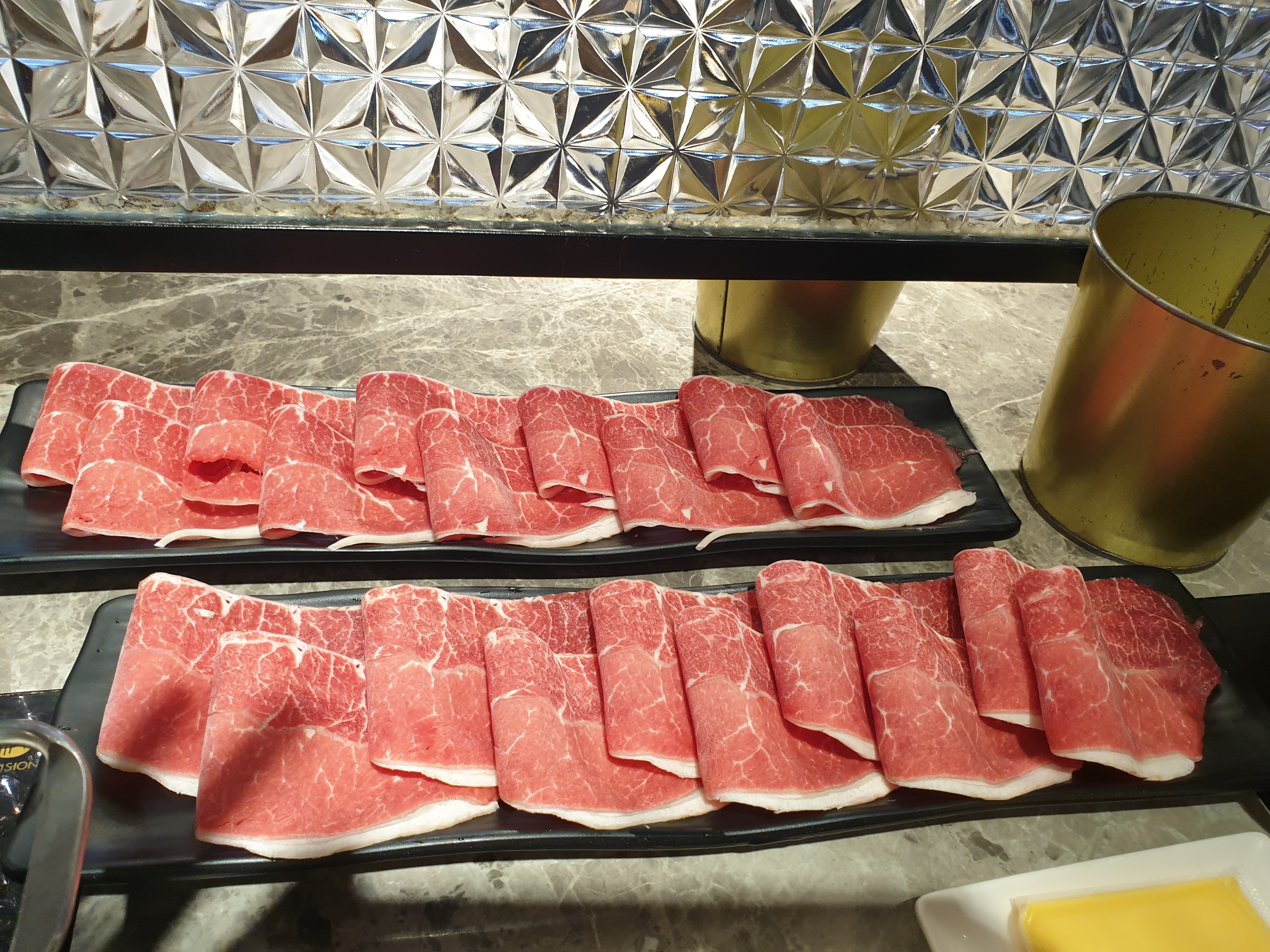 우유훠궈에 나온 샤브샤브 고기