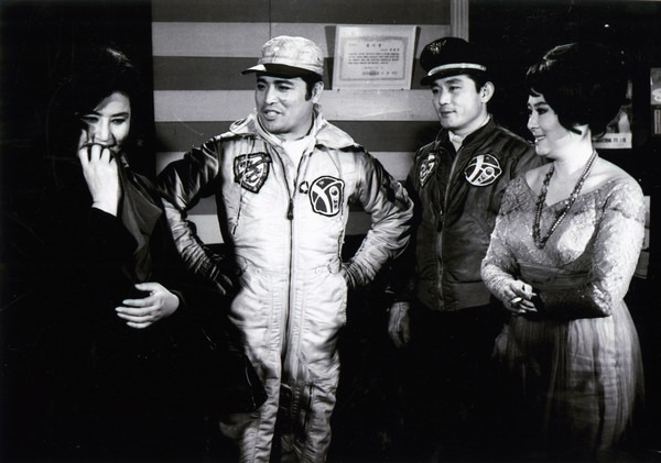 빨간 마후라 스틸 사진