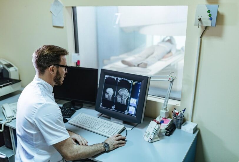 MRI 촬영 중인 모습