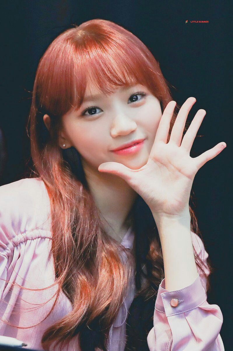 김채원 사진 모음 김채원 사진 모음