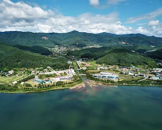 토이로봇관