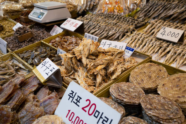 강릉에서 외국인이 즐기는 무료 전통시장 쿠킹 체험 코스