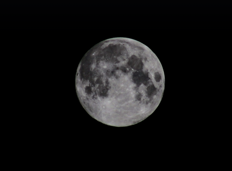 태양과 달의 형성과 진화