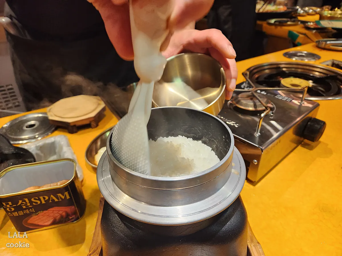 대구-중구-소막창-대창-맛집-몽실집-솥밥과-주걱