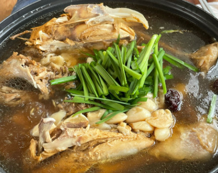 6시내고향 K맛있을지도 진천 닭볶음탕 백숙 민물새우탕 맛집