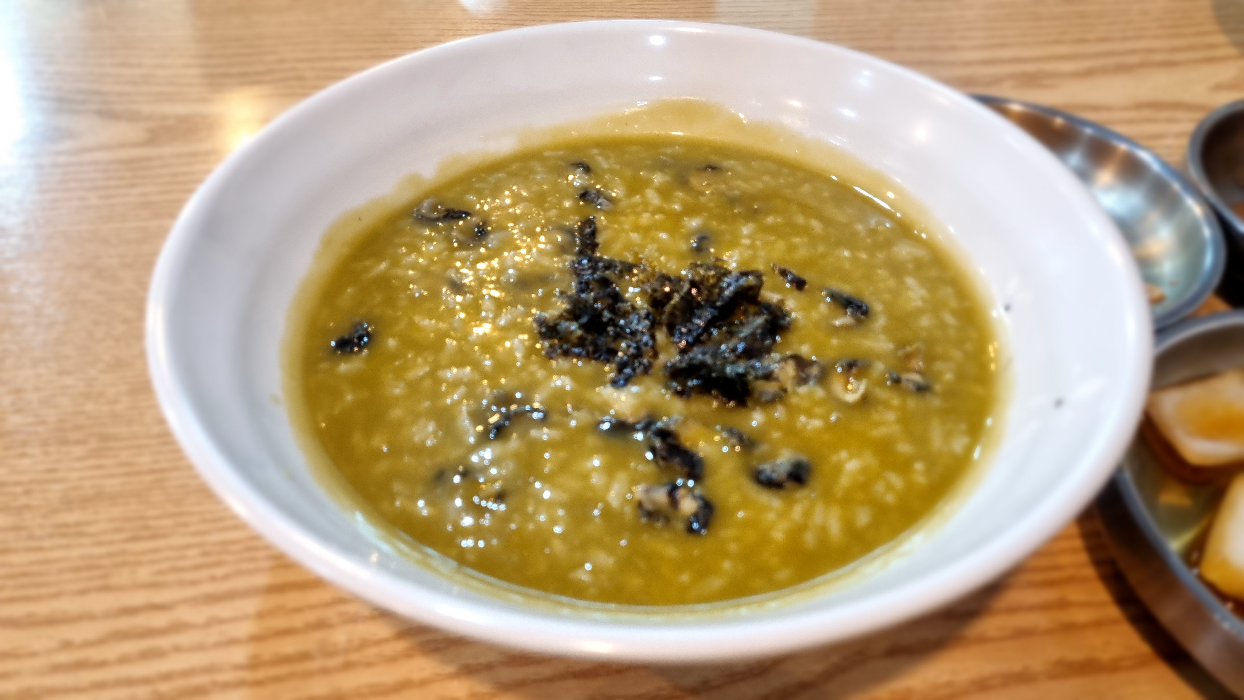 중문 수두리 보말 칼국수