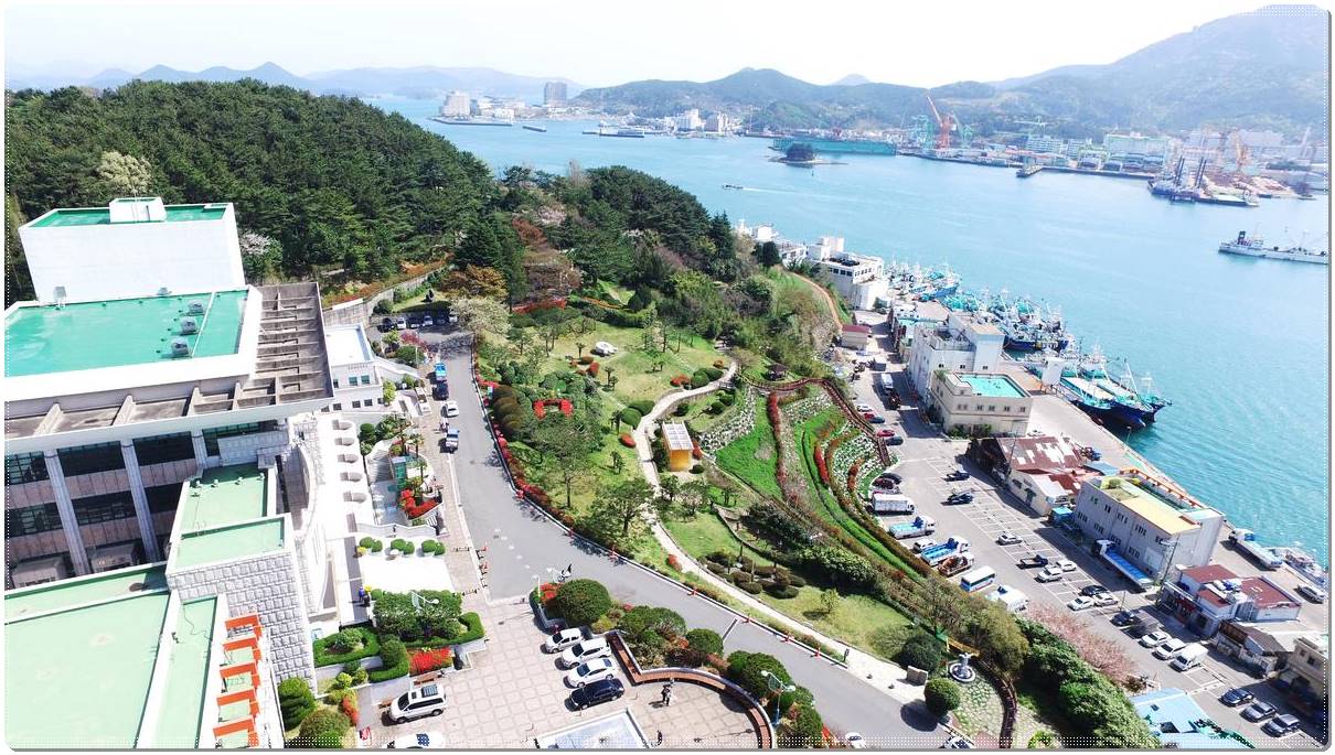 남망산 조각공원 전경