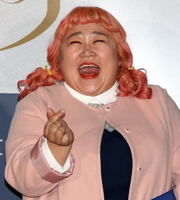 개그우먼-홍윤화