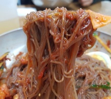 비빔냉면