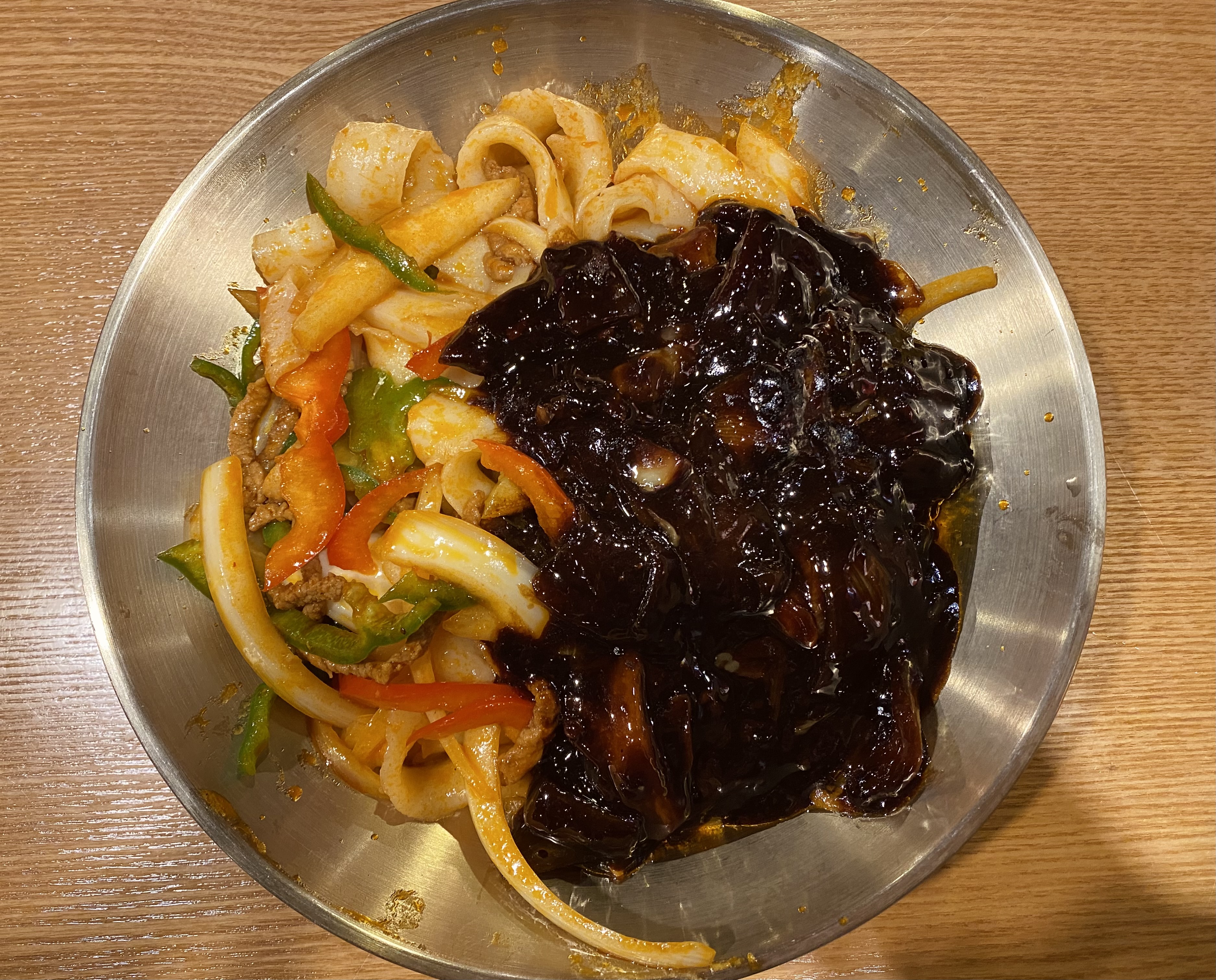 유슬볶음도삭면