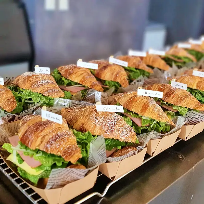 네모세모 원주 뮤지엄산 오크밸리 간현유원지 맛집 공연장 있는 크로와상 샌드위치 브런치 생크림 폭탄 카스테라 디저트 베이커리 맛있는 카페