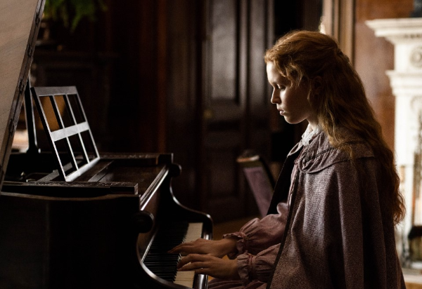 작은-아씨들-엘리자-스캔런