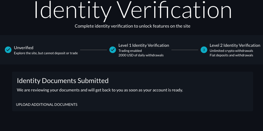 제출된 신분증 검토