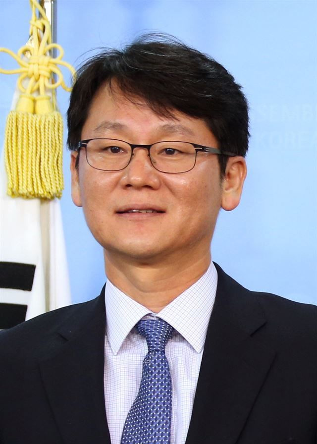 권혁기 춘추관장 비서관 프로필