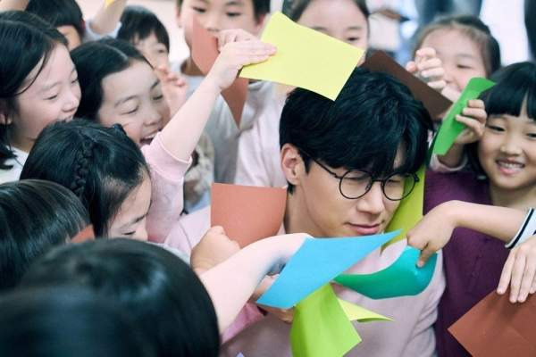 참교육 드라마 몇부작 출연진 등장인물관계도 줄거리 OTT 촬영지 원작 평점 시청률 총정리