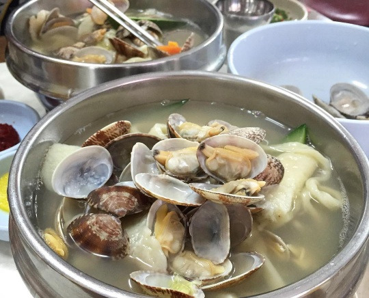 금천 남문시장 '순댕이네 얼큰수제비'