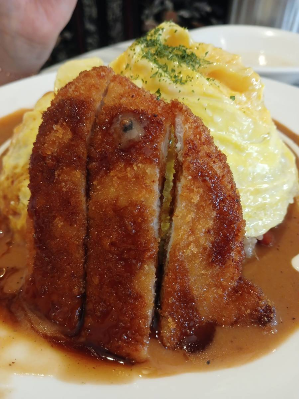 경양식당 돈까스 회오리 오므라이스