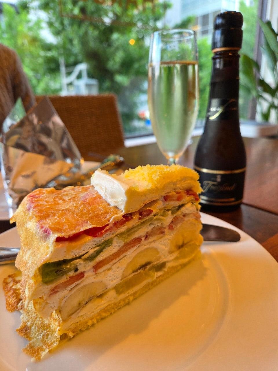 나고야 하브스 케이크 대표 메뉴 밀크레이프, 하브스 크레이프 맛집