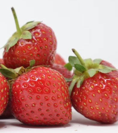 딸기 효능 부작용 칼로리 고르는법