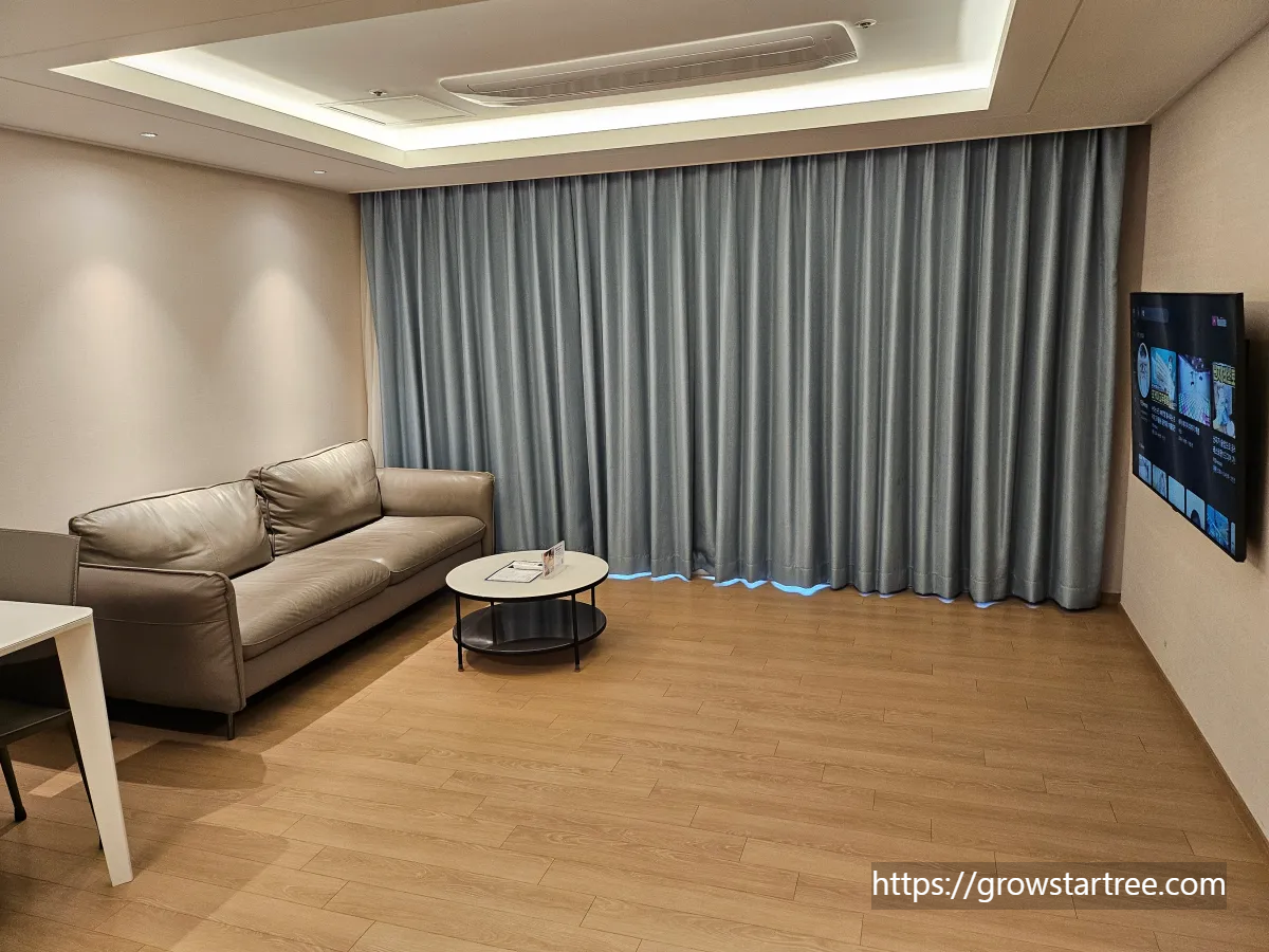 금호통영마리나 스위트프리미어 거실