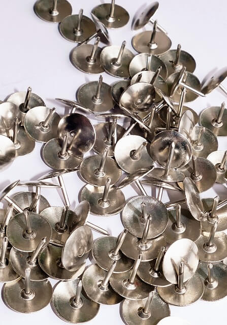 압정-나오는-꿈-해몽