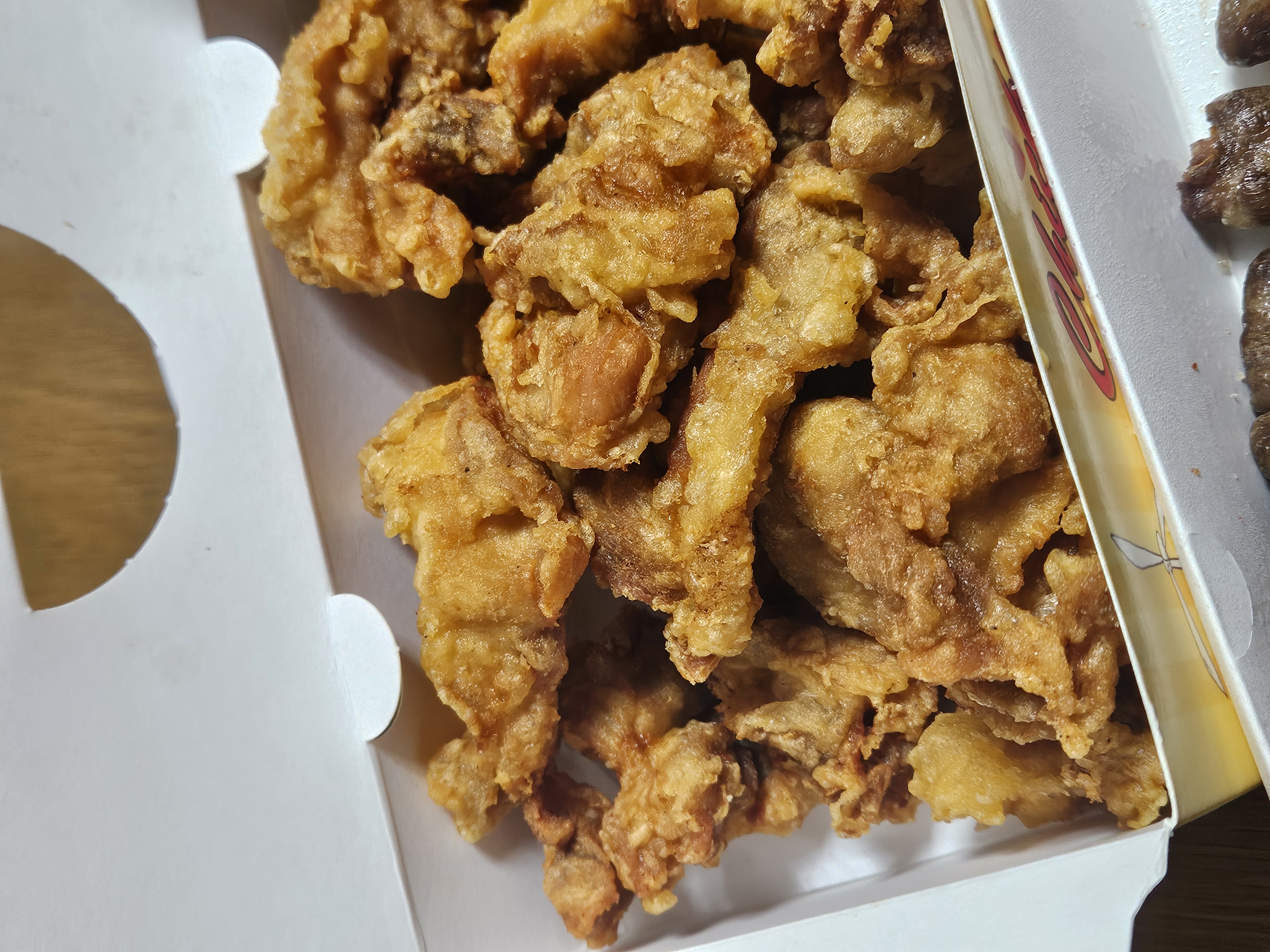 아주큰옛날통닭 서귀포점 치킨과 염통 사진
