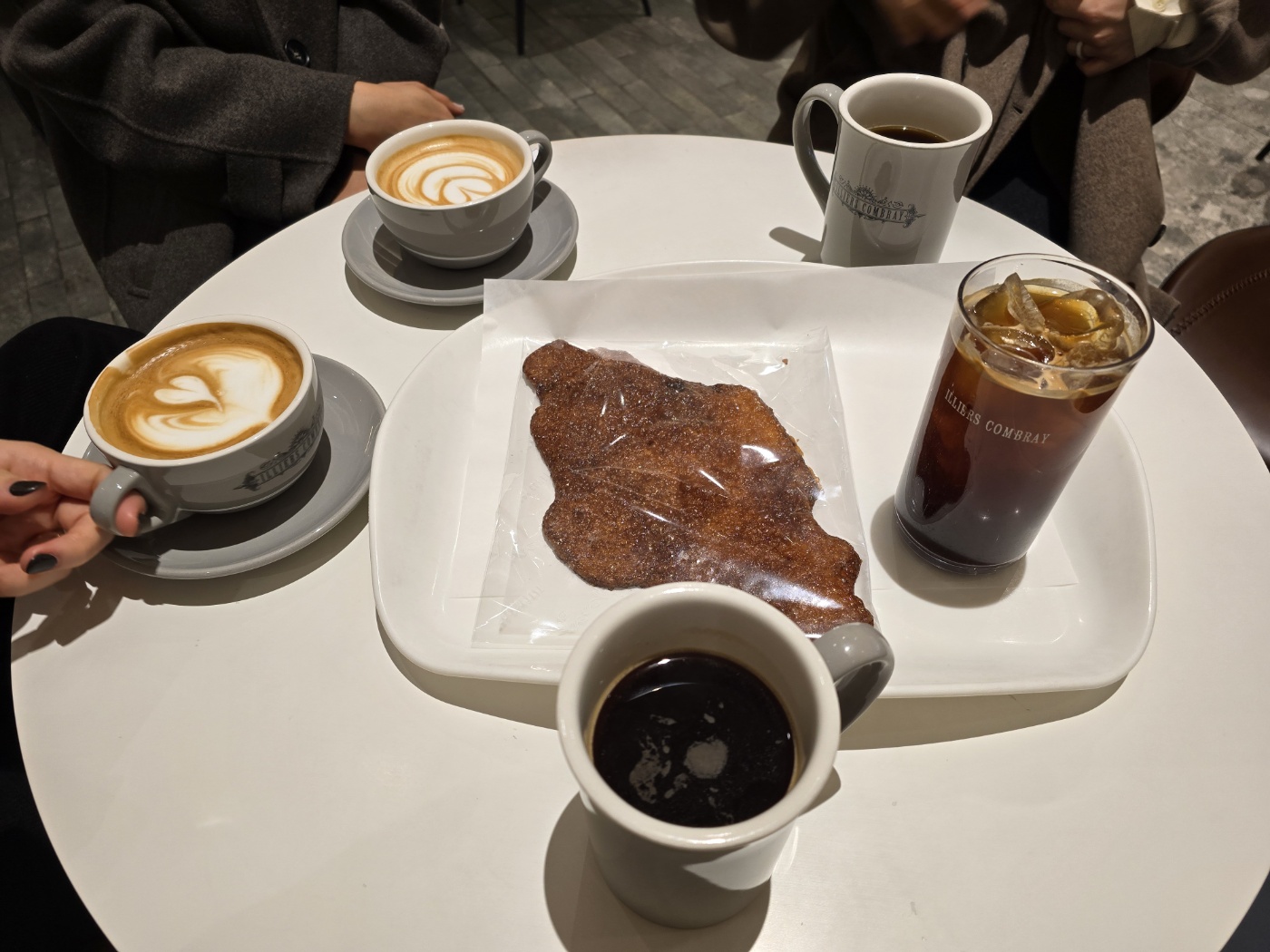 롯대백화점 4층 일리에콩브레