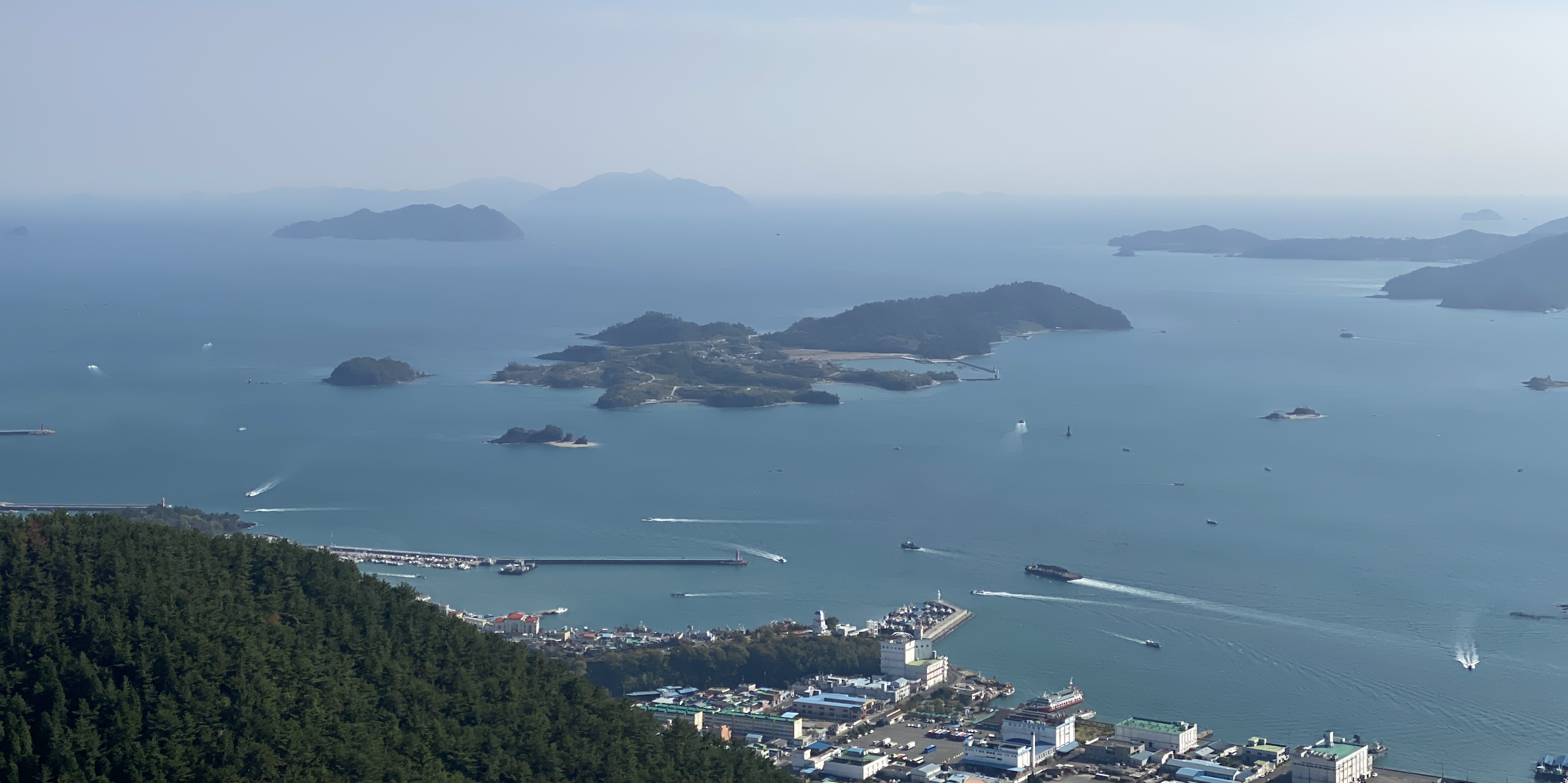 각산에서 바라본 사천 해안 경관