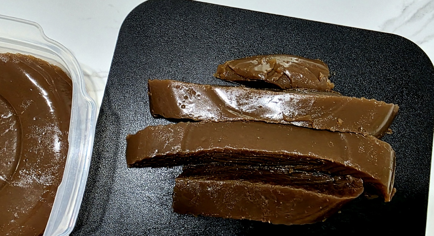 탱글탱글한-도토리-묵이-완성되었어요.