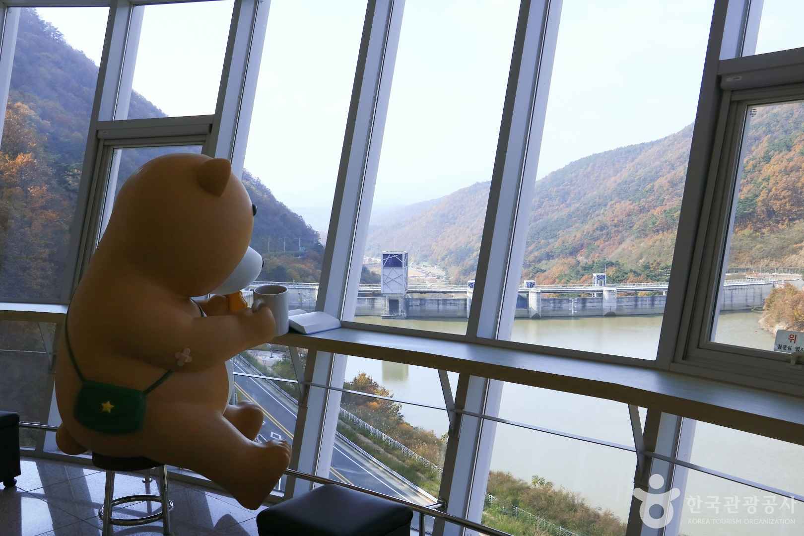 영천 보현산댐 전망대