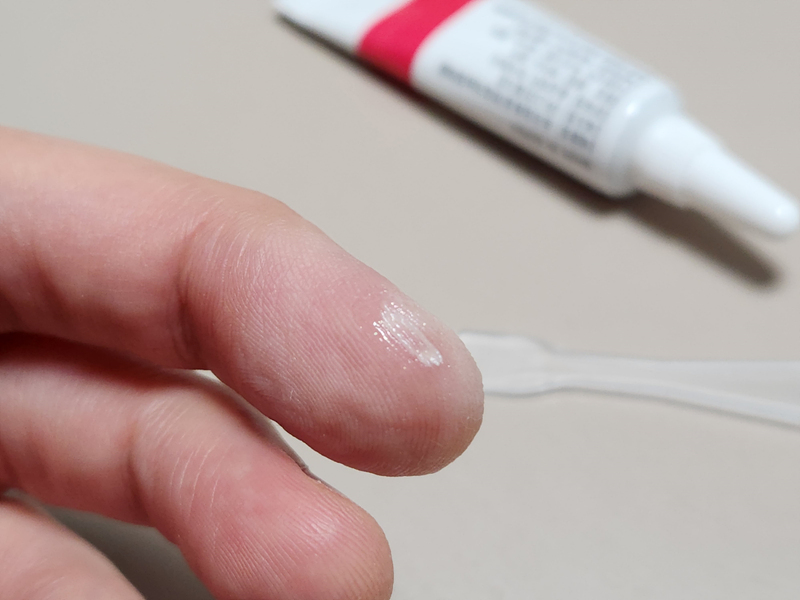 칼에베인-손가락상처-프리덤폼바르기