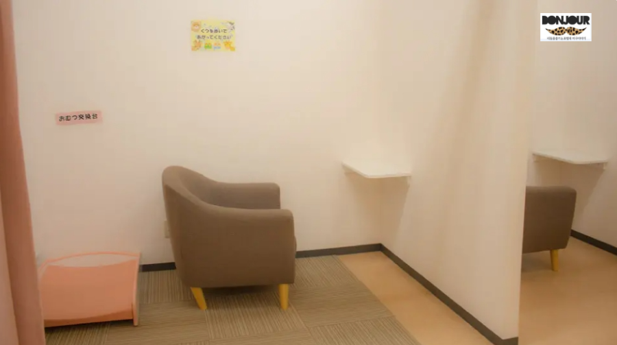 비에이 휴게소 내부 수유실 모습