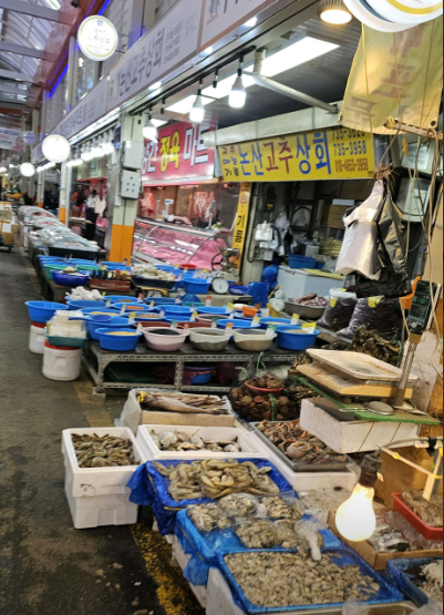 6시내고향 논산화지중앙시장 순대국밥 주걱수제비 생딸기라떼 