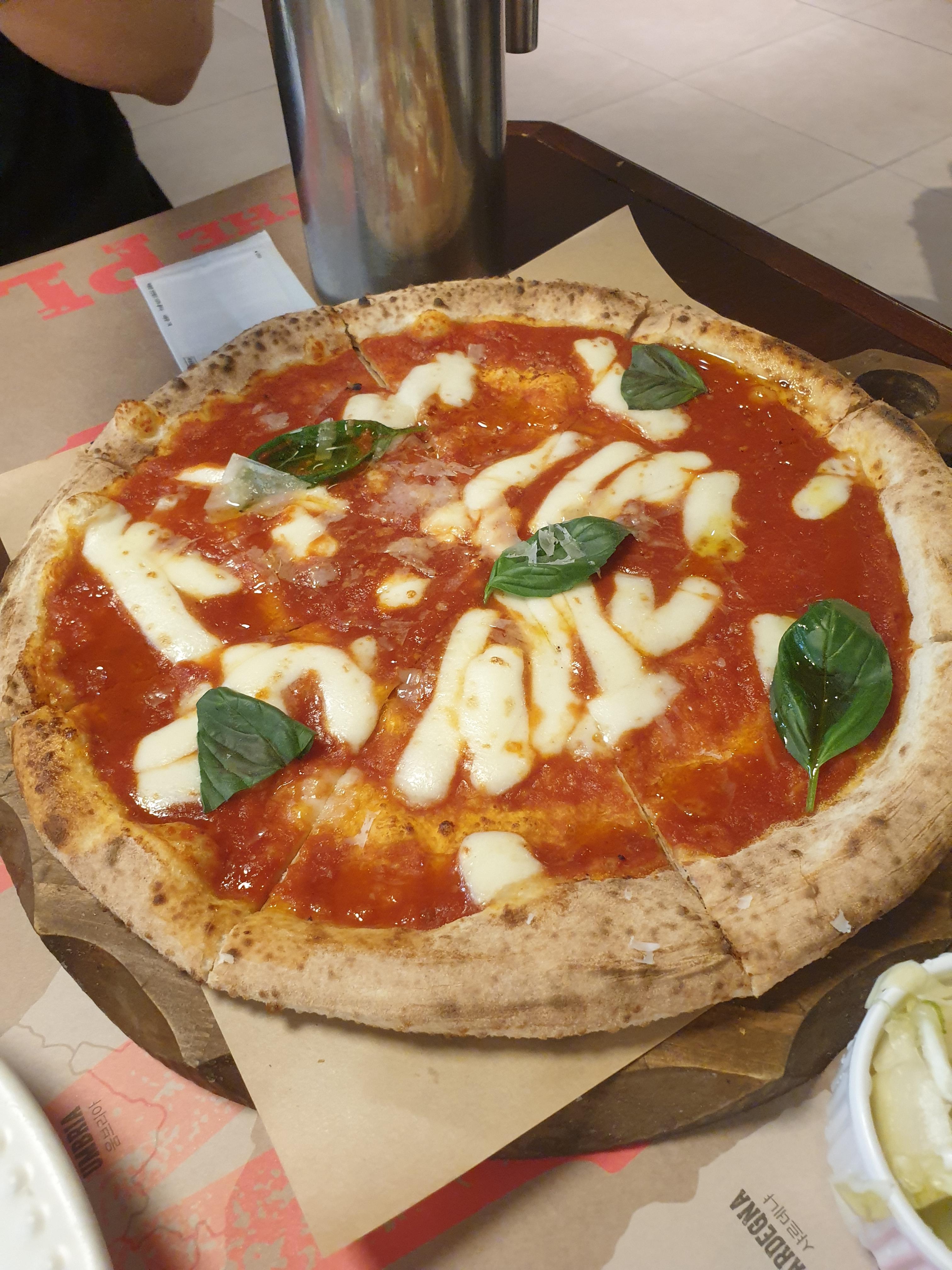 더플레이스 피자