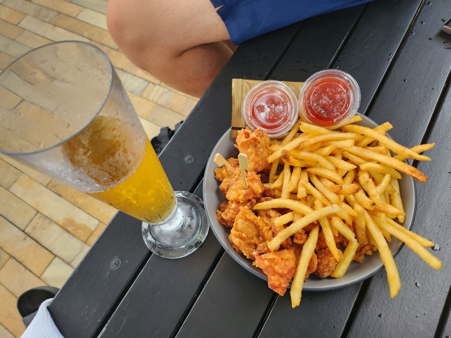 인피니티풀-감튀