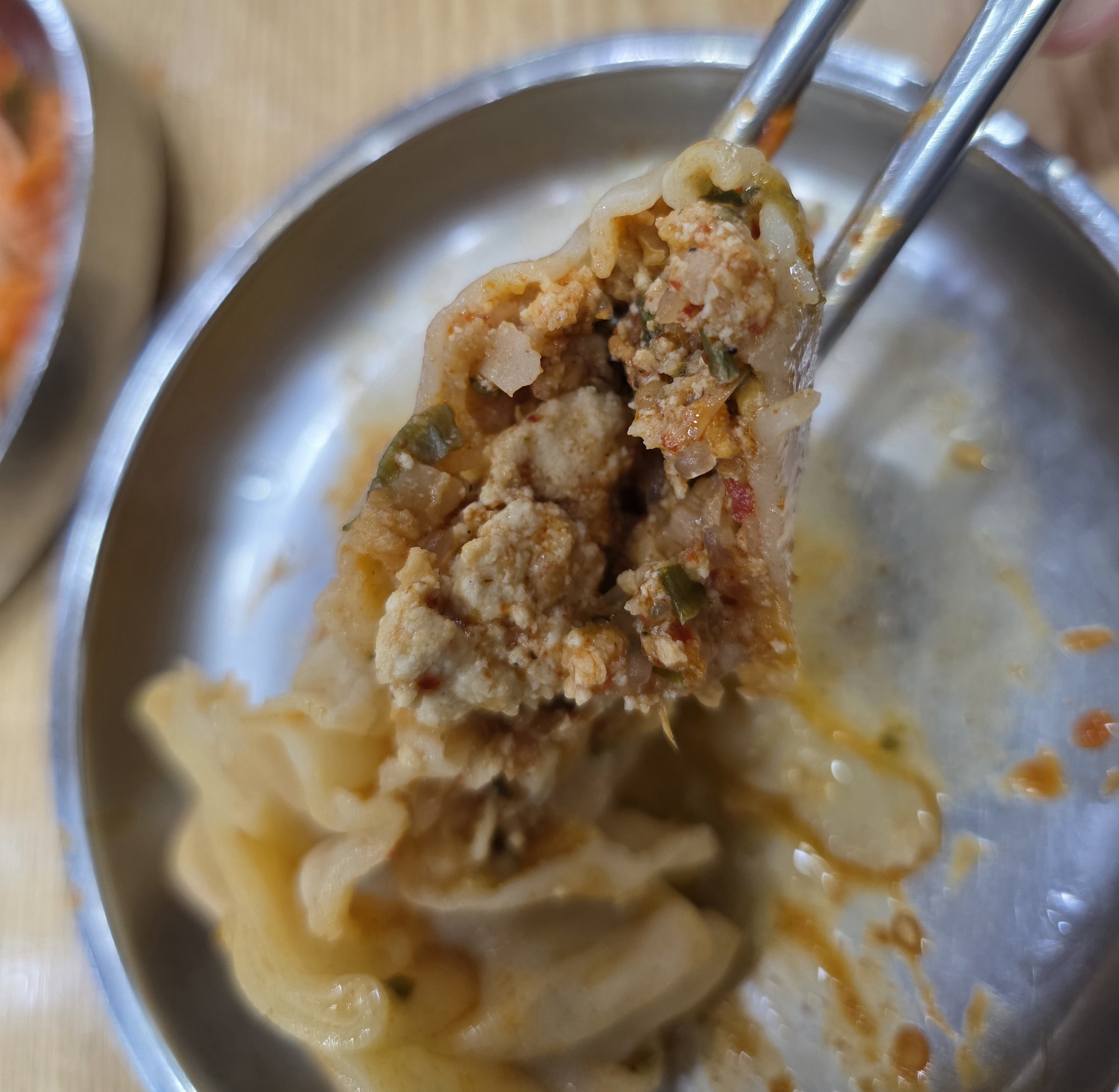 북촌손만두 김치만두 속재료 단면