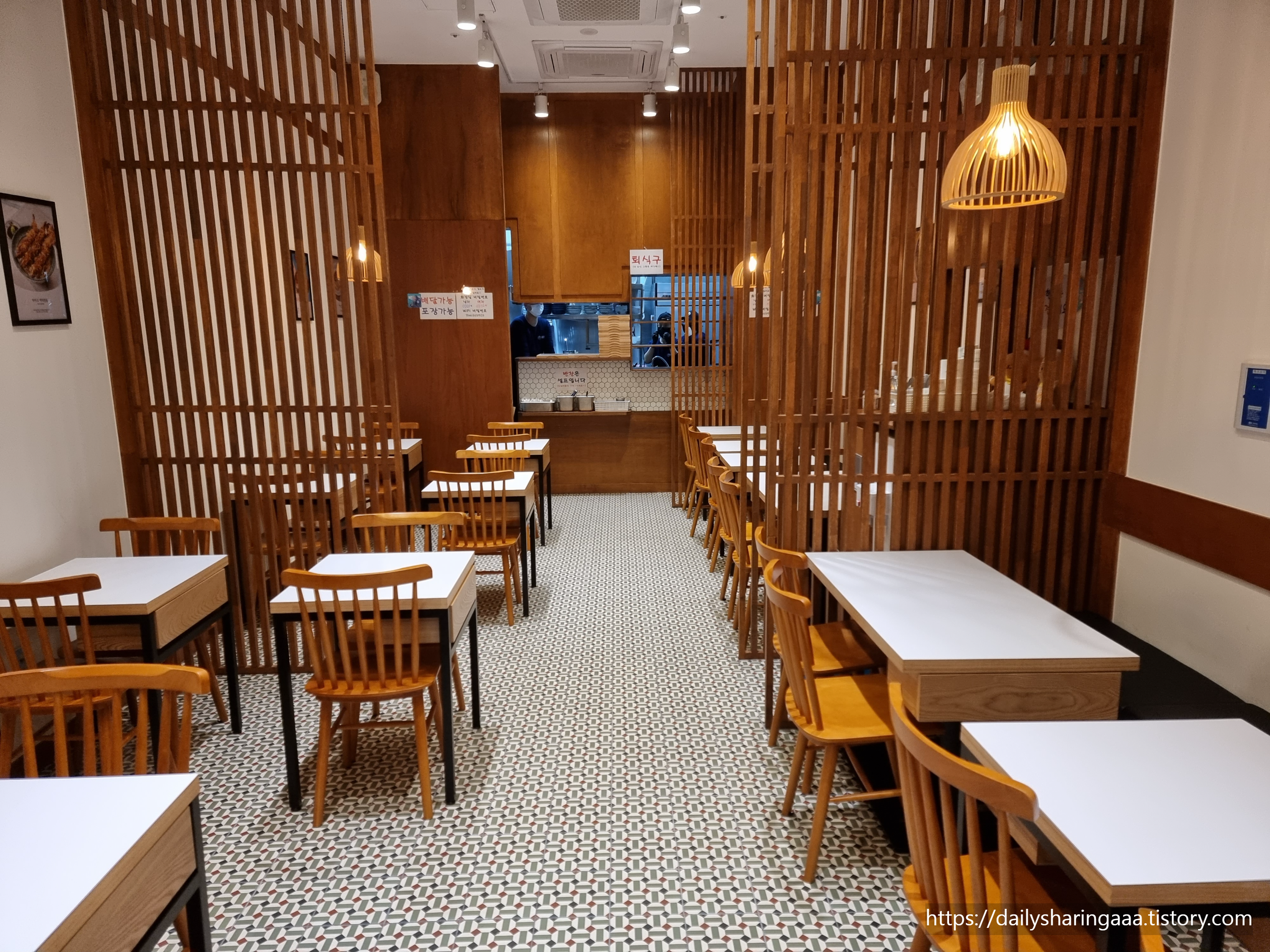 가정동_동경규동_실내