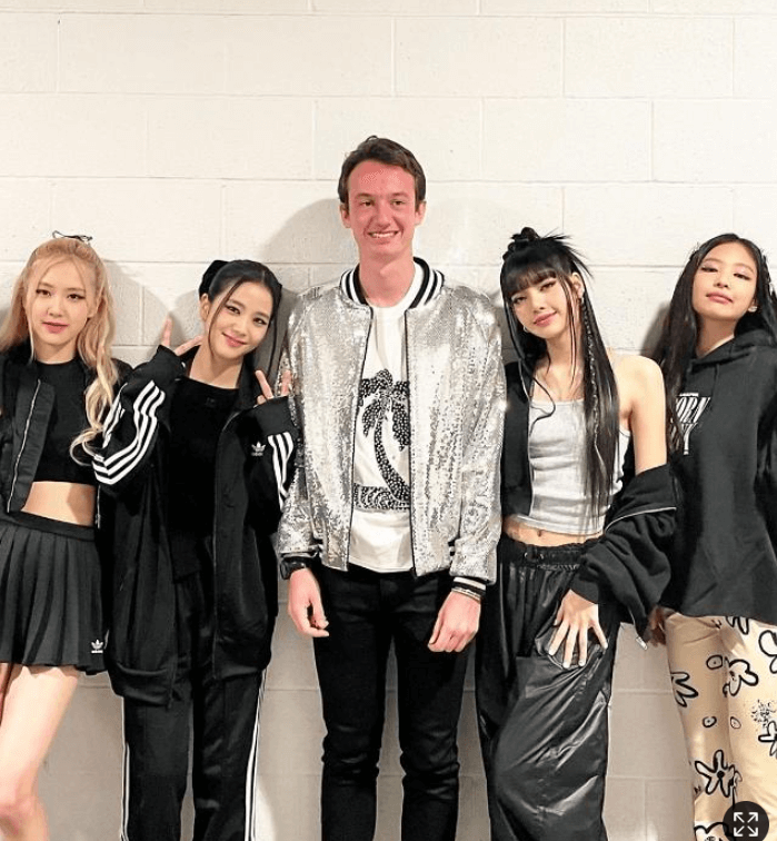 블랙핑크-리사-프레데릭-이르노