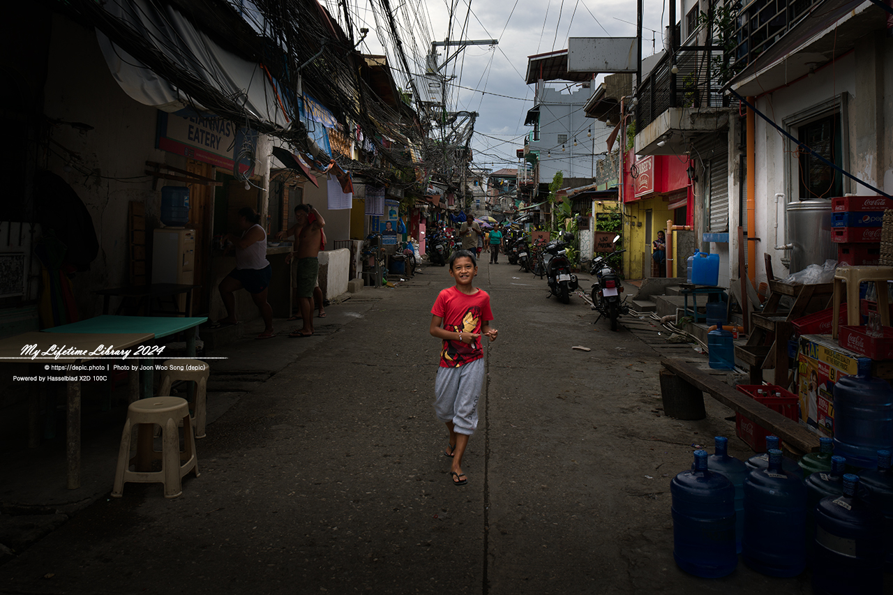 필리핀 세부 필리피노 사람들 거리 골목 시장