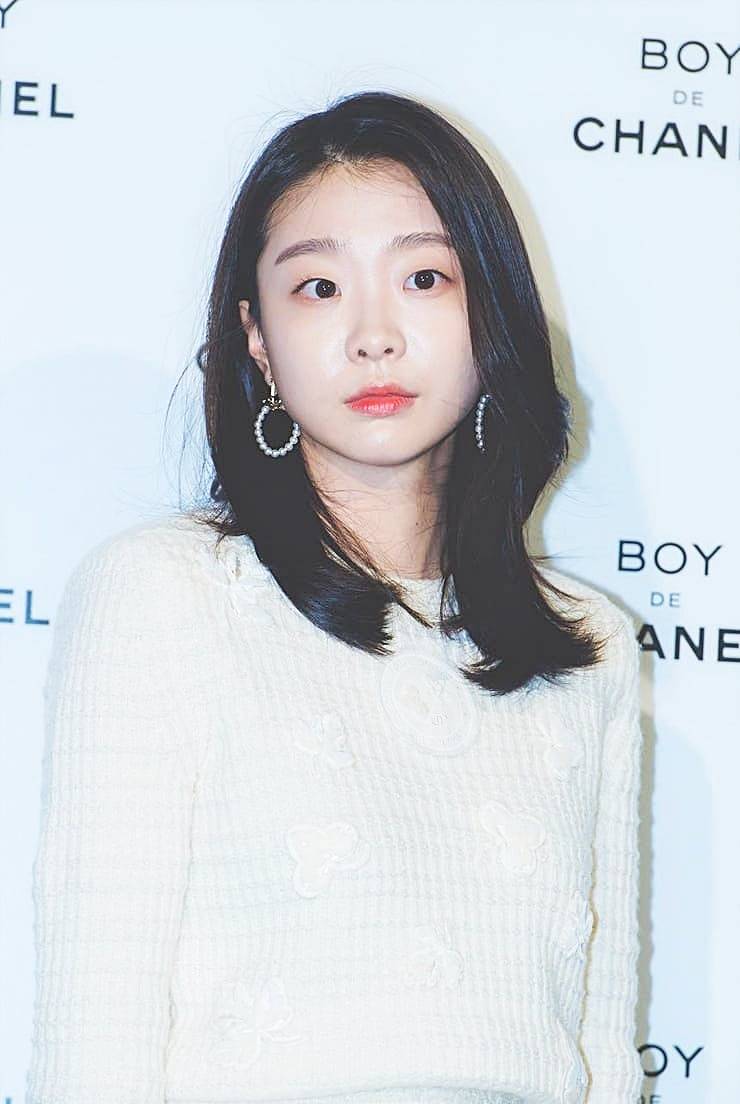 배우-김다미