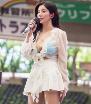 권은비