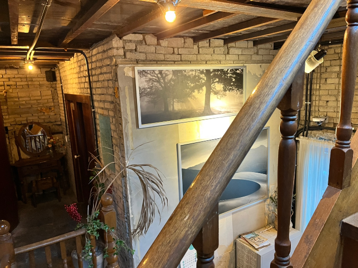 2.5층 올라가는 계단