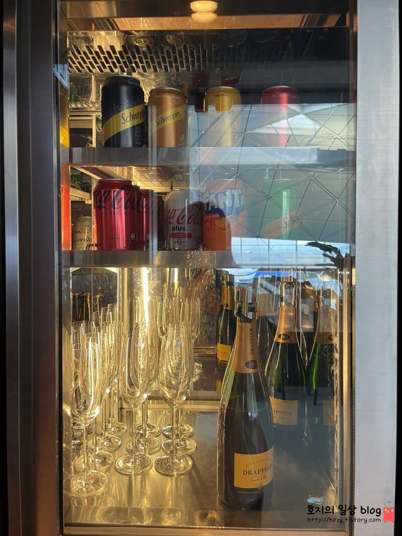 홍콩공항 캐세이퍼시픽 더덱 라운지 드링크메뉴