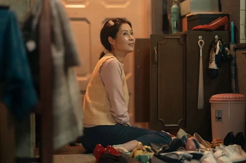 넷플릭스 폭싹 속았수다에서 중년의 오애순 역을 맡은 문소리