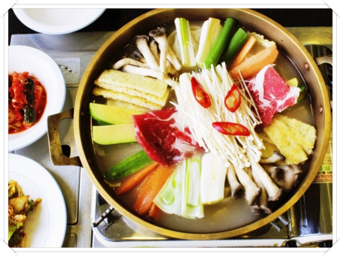 서울 만두전골 떡갈비 맛집